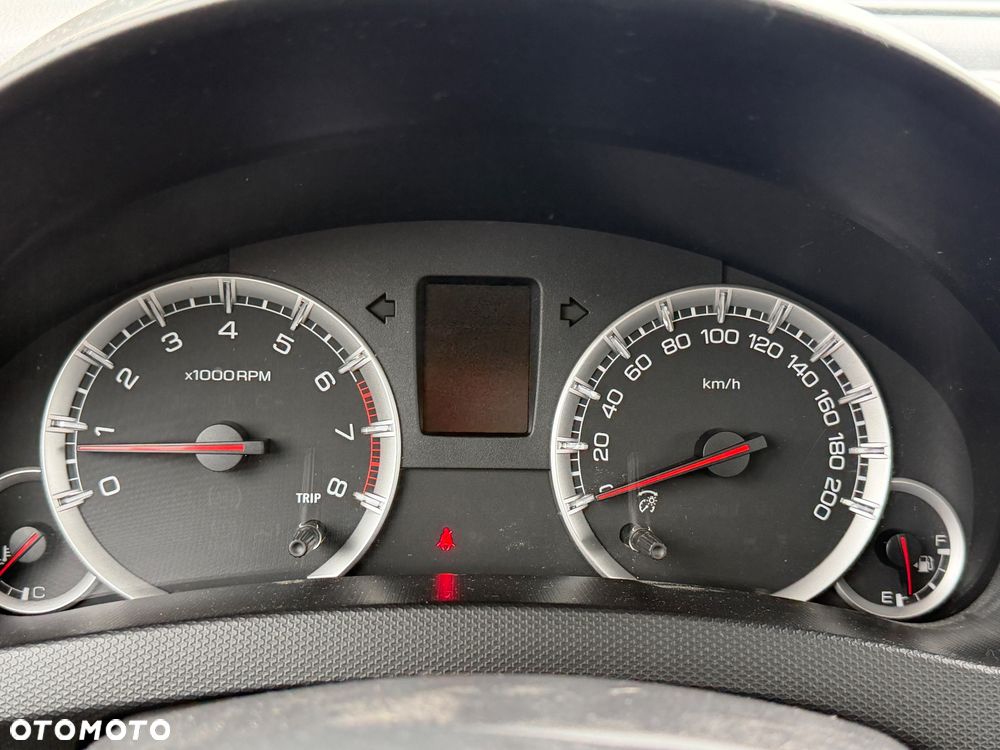Suzuki Swift - 11