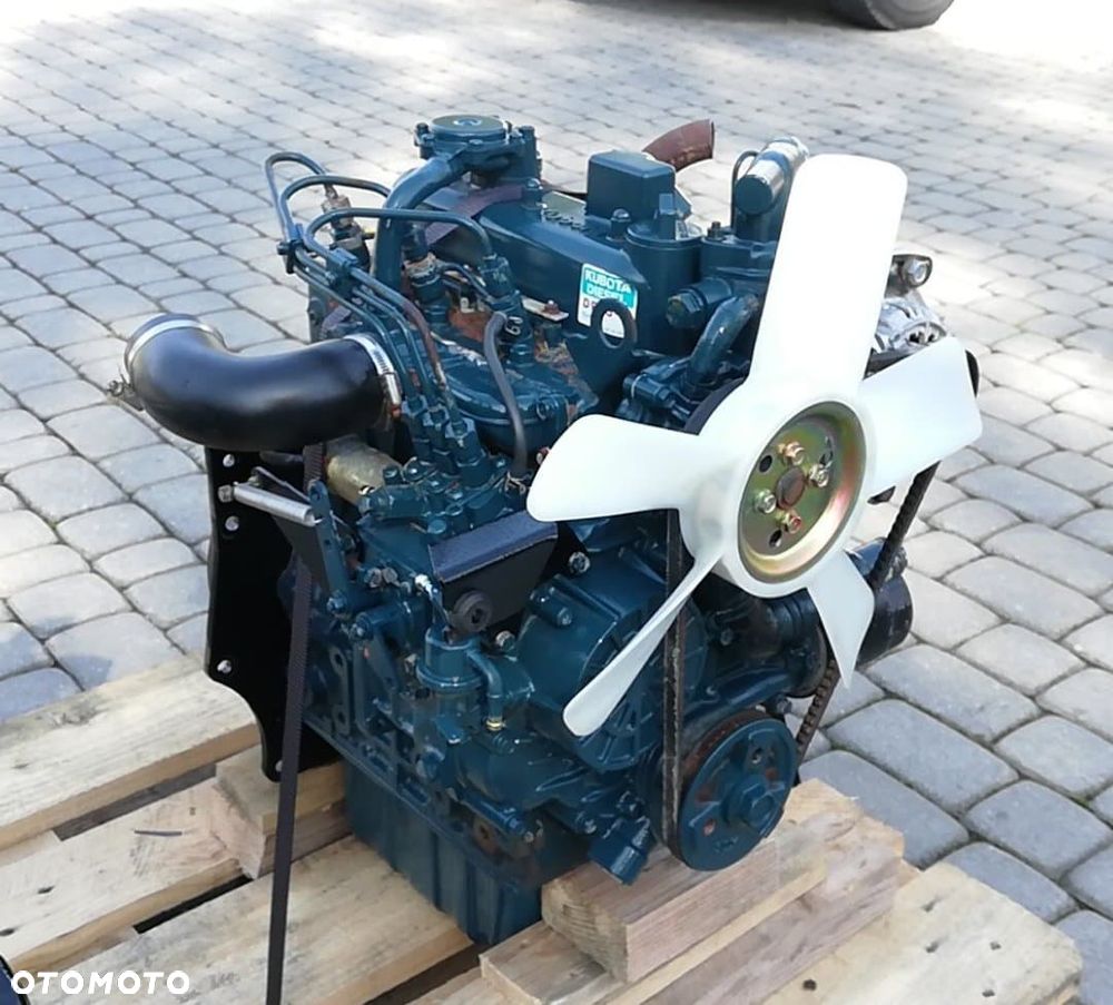 SILNIK Kubota D905-E D905 E 17,5 kW 3600rpm 0,9l 11500zł netto - 1