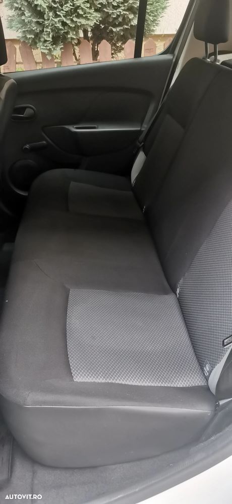 Dacia Sandero 1.2 Laureate - 9