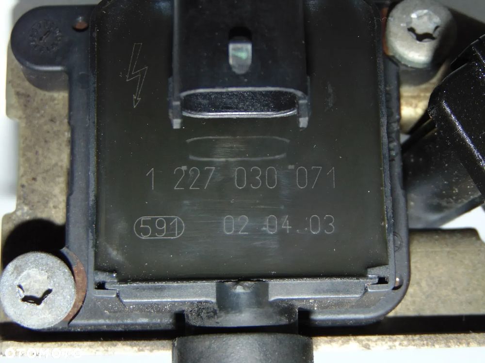 KOMPLET oryginalne cewki zapłonowe cewka zapłonowa 1227030071 Alfa Romeo 147 benzyna 1.6 - 8