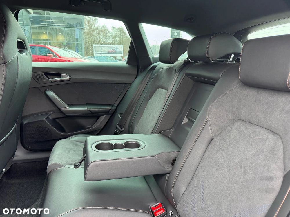 Cupra Leon 1.5 eTSI DSG - 16