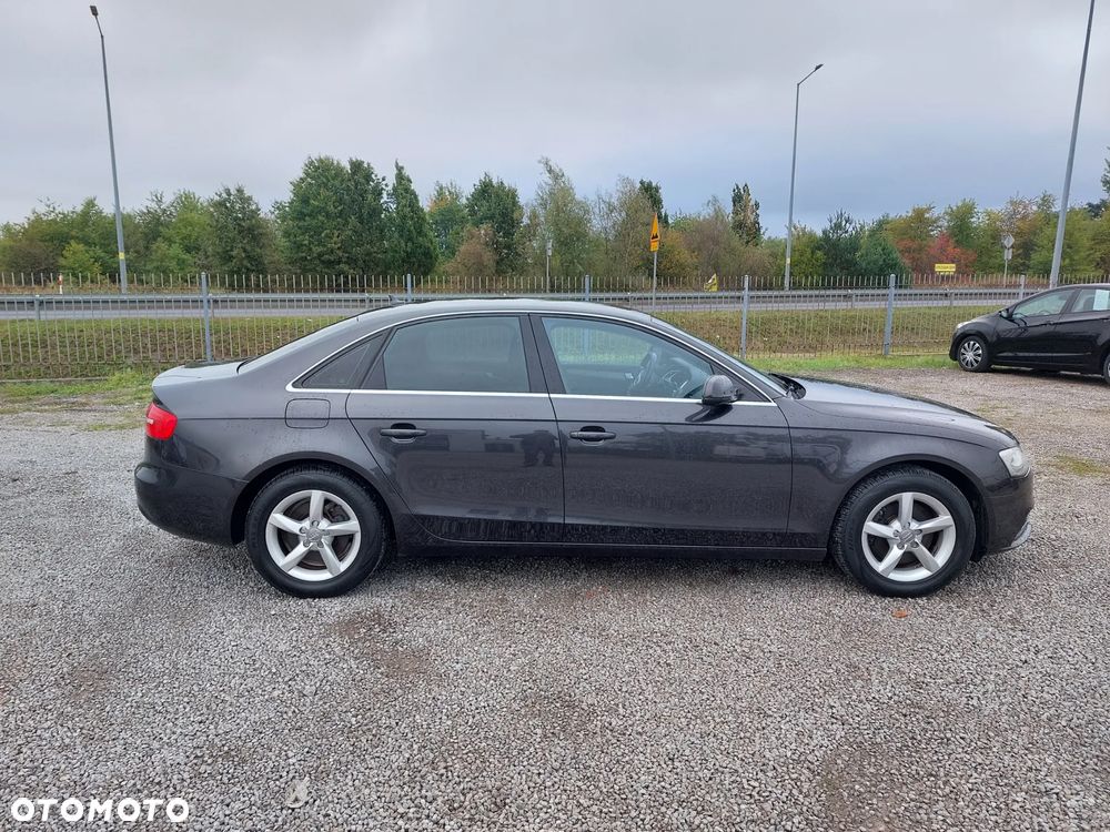 Audi A4 Limousine - 17