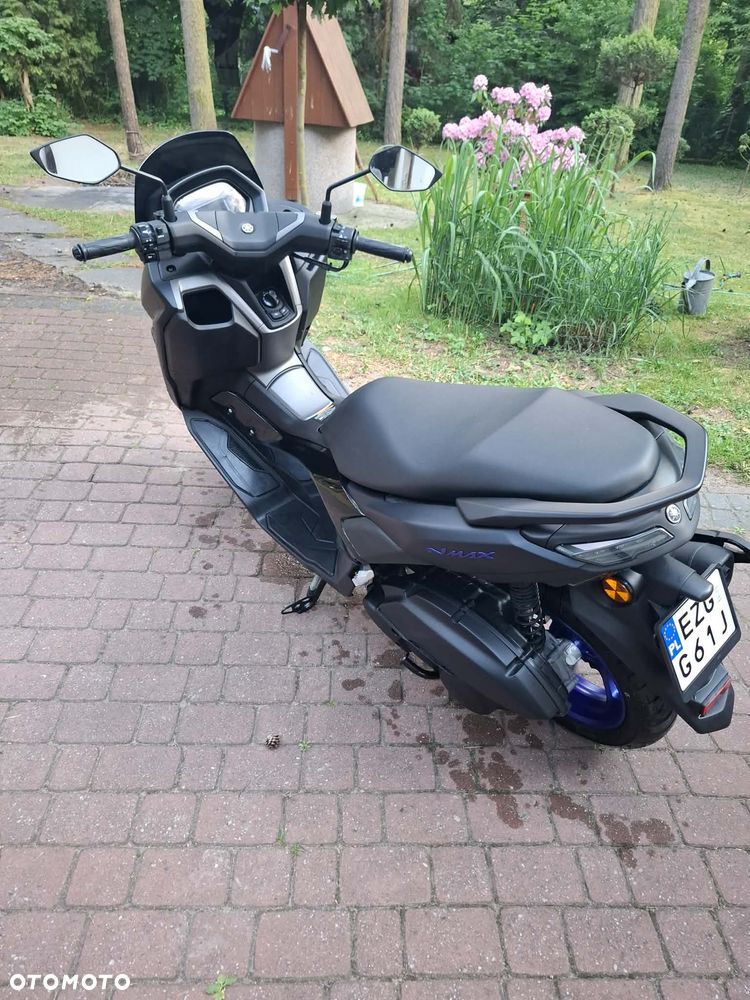 Yamaha NMAX - 3