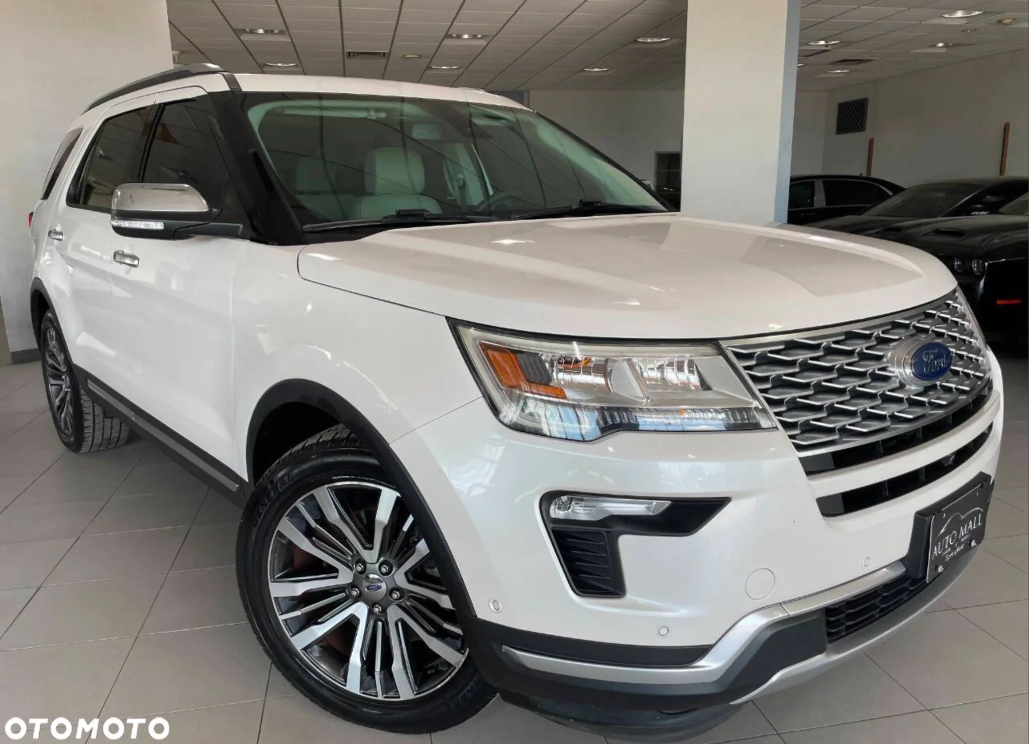 Ford Explorer - 1