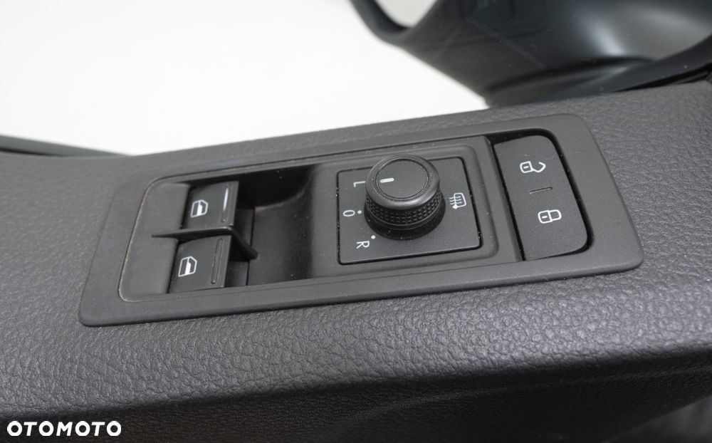 Volkswagen Transporter 2.0 TDi 4Motion DSG / ASENIZACYJNY / INSPEKCJA KANALIZACJI / RICO / 4X4 / STAN IDEALNY / BEZWYPADKOWY / POJAZD SPECJALNY / BADANIE RUR I KANALIZACJI - 7