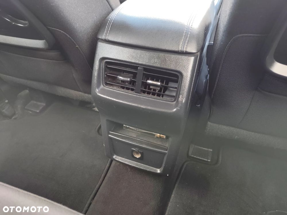 Ford Galaxy 2.0 TDCi Titanium PowerShift - 33