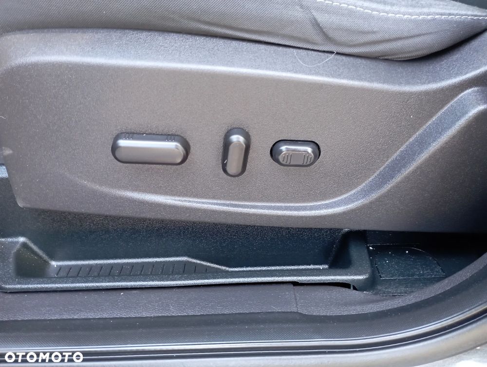 Ford Escape - 22