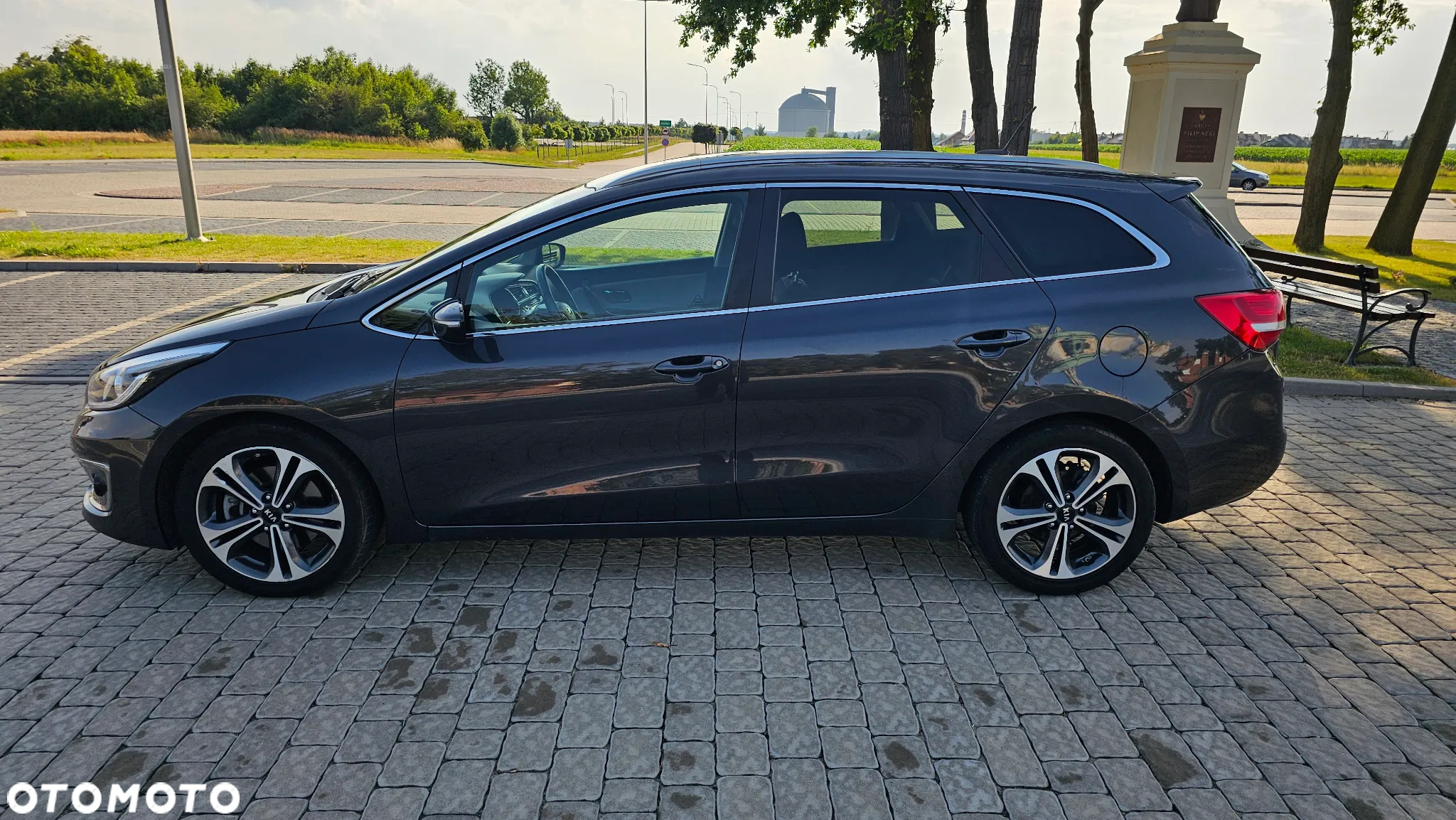 Kia Ceed SW 1.6 CRDi DCT Platinum Edition - 12