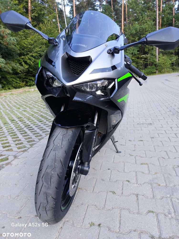 Kawasaki ZXR - 9