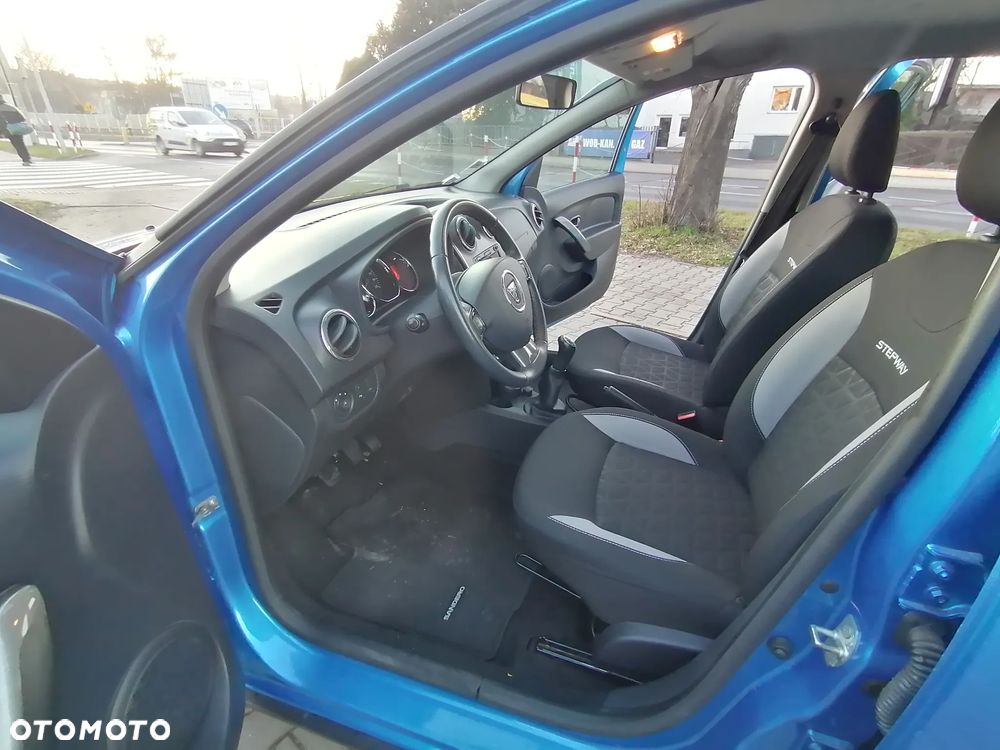 Dacia Sandero Stepway TCe 90 Ambiance - 17