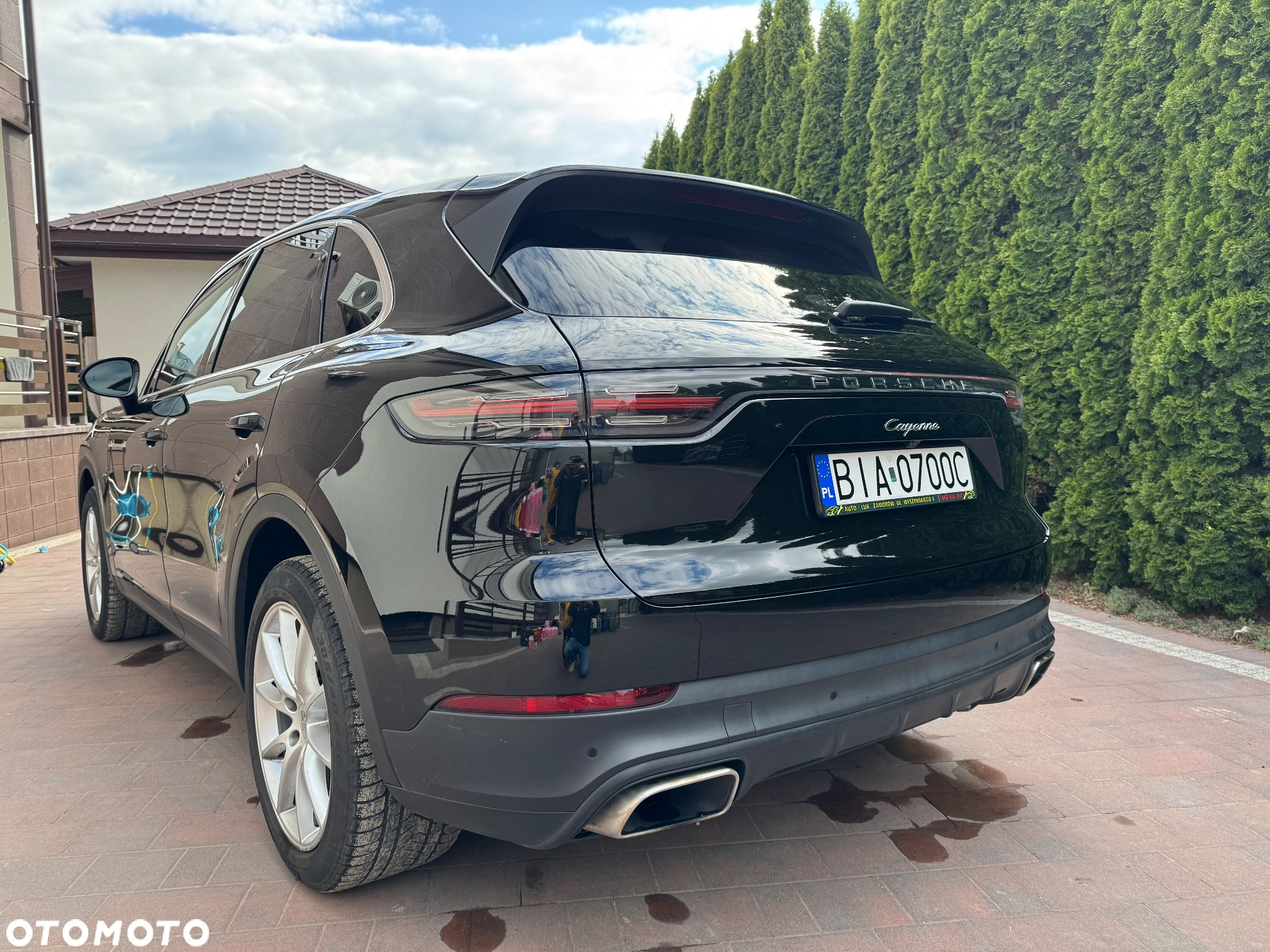 Porsche Cayenne Standard - 4