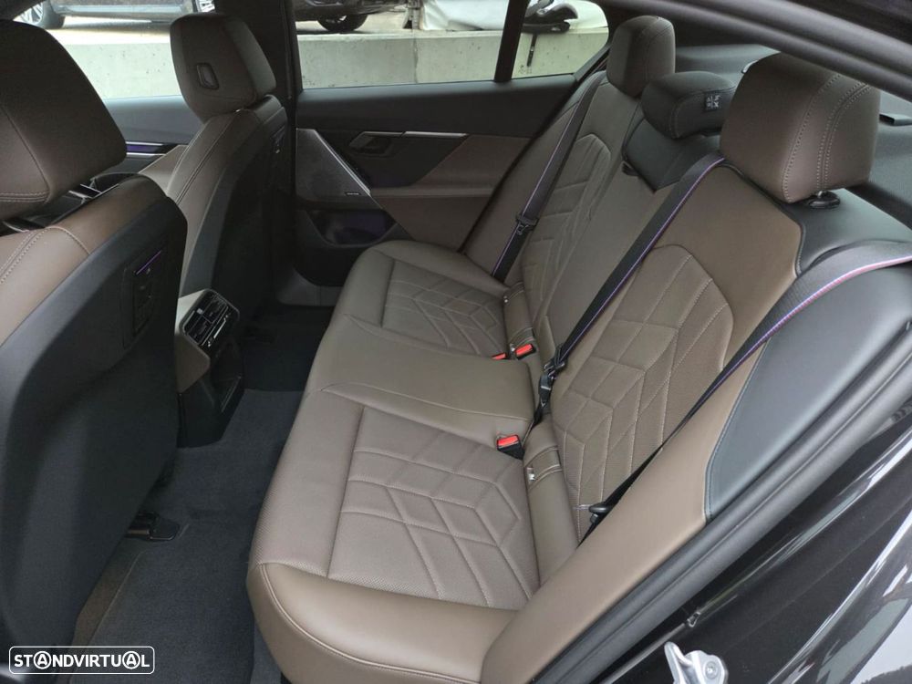 BMW 530 e xDrive Pack Desportivo M Pro - 8