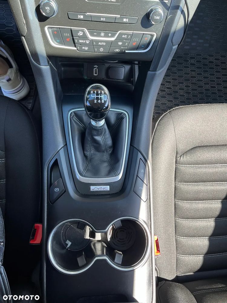 Ford Mondeo 2.0 TDCi Edition - 12