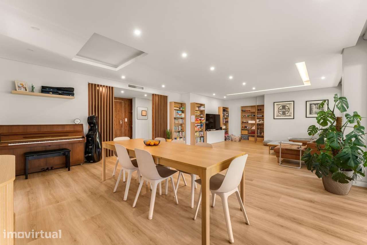 Apartamento T4 + 1 com jardim, Carcavelos, Cascais - Grande imagem: 3/34