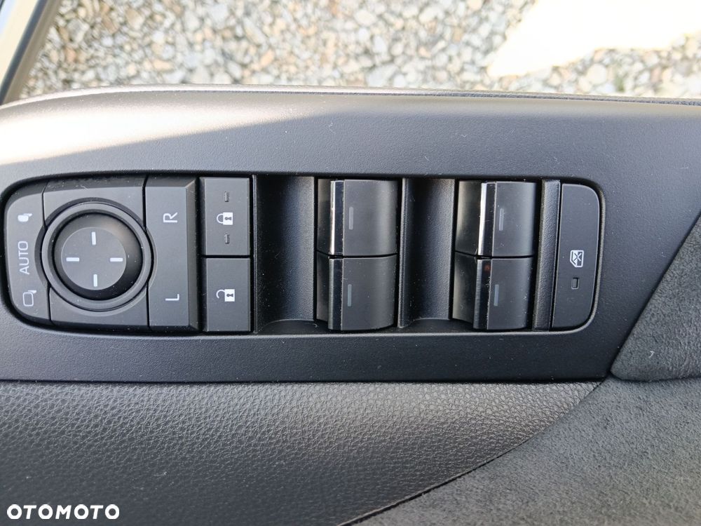 Toyota C-HR - 17