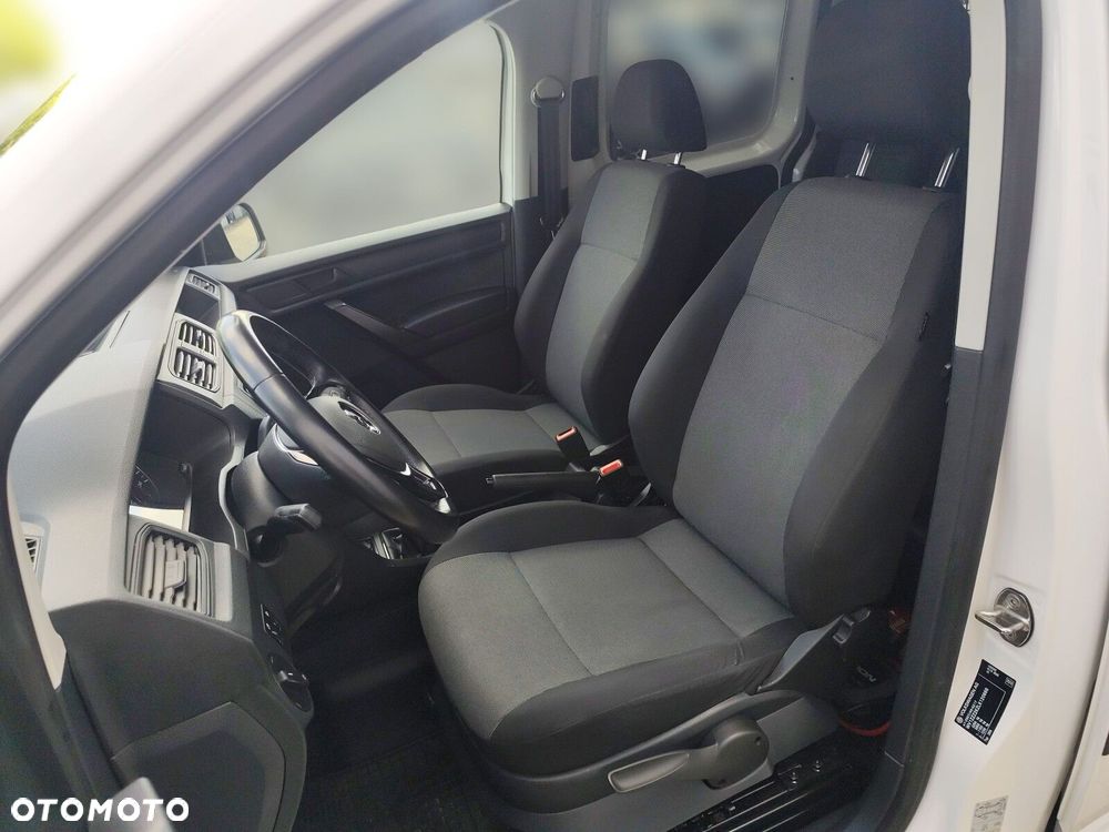 Volkswagen Caddy - 11
