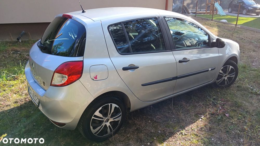 Renault Clio 1.2 16V 75 Dynamique - 7