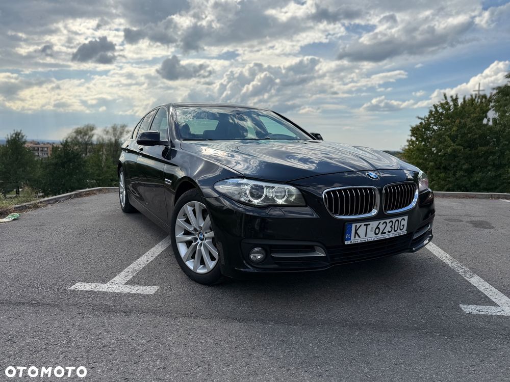 BMW Seria 5 520d xDrive - 2