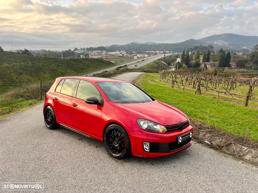 VW Golf 2.0 GTI - 42