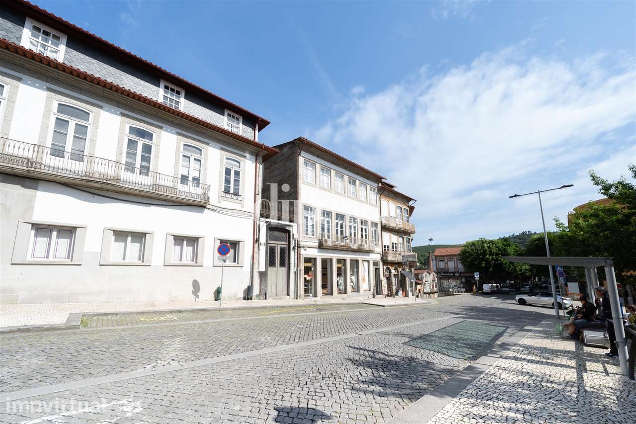 Investimento | Prédio no Coração de Guimarães - Grande imagem: 4/12