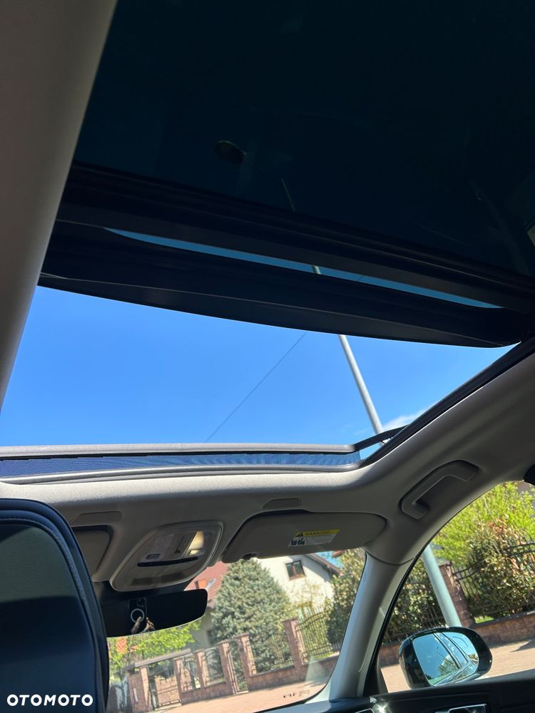 Volvo XC 60 - 22