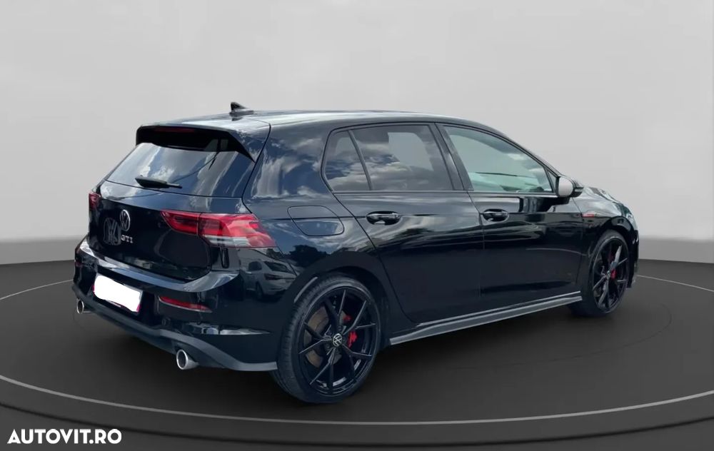 Volkswagen Golf GTI 2.0 TSI OPF DSG Performance - 4