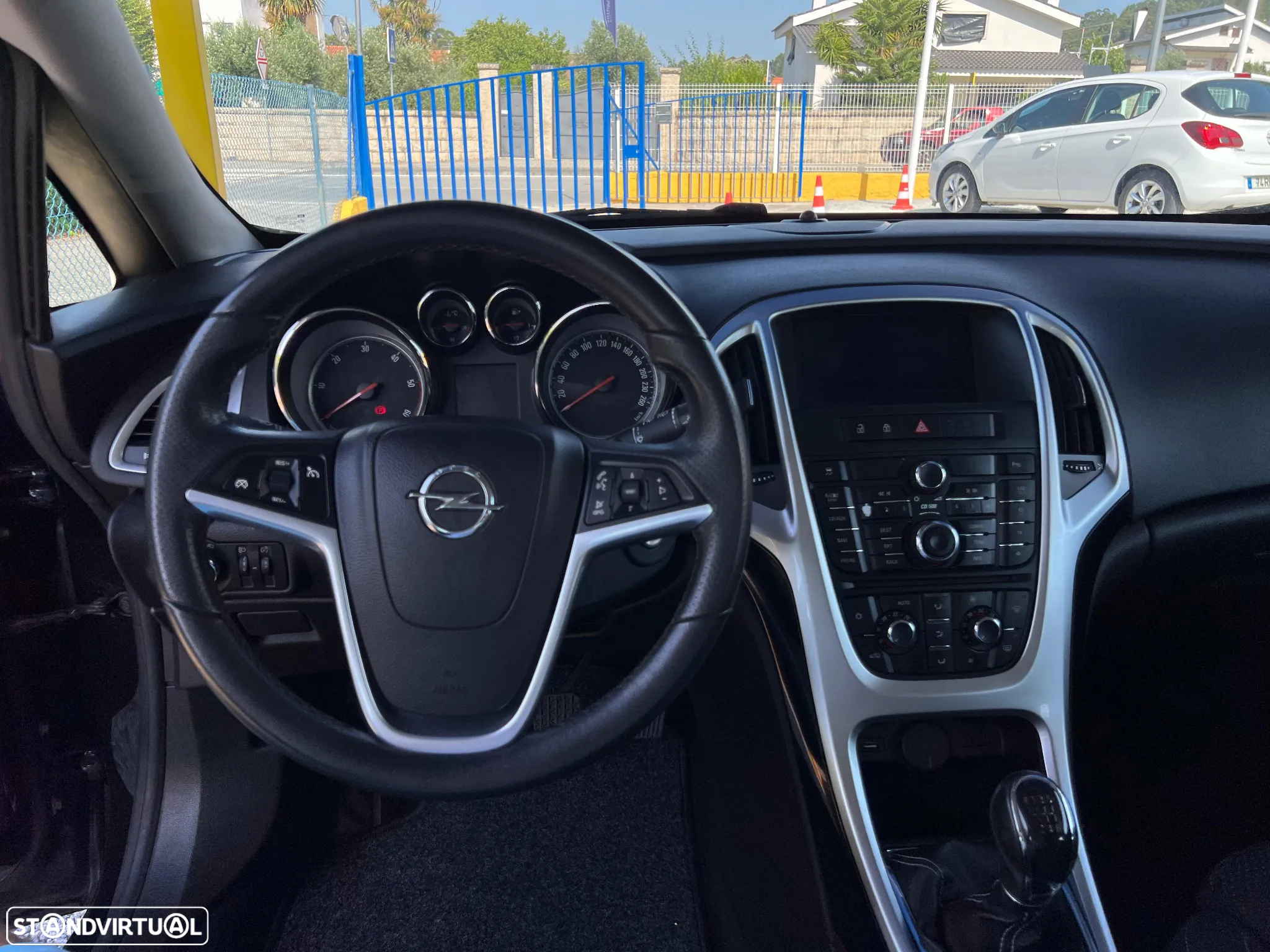 Opel Astra 1.7 CDTi Cosmo - 10