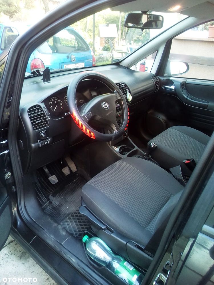 Opel Zafira 1.8 16V Comfort - 5