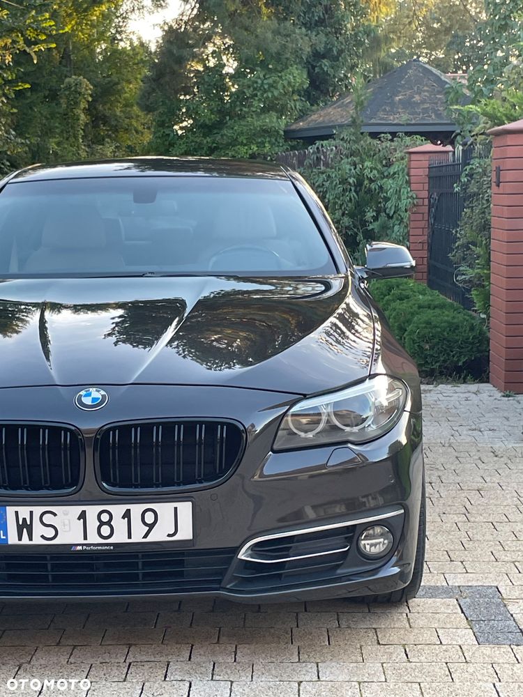 BMW Seria 5 520d xDrive Luxury Line - 31