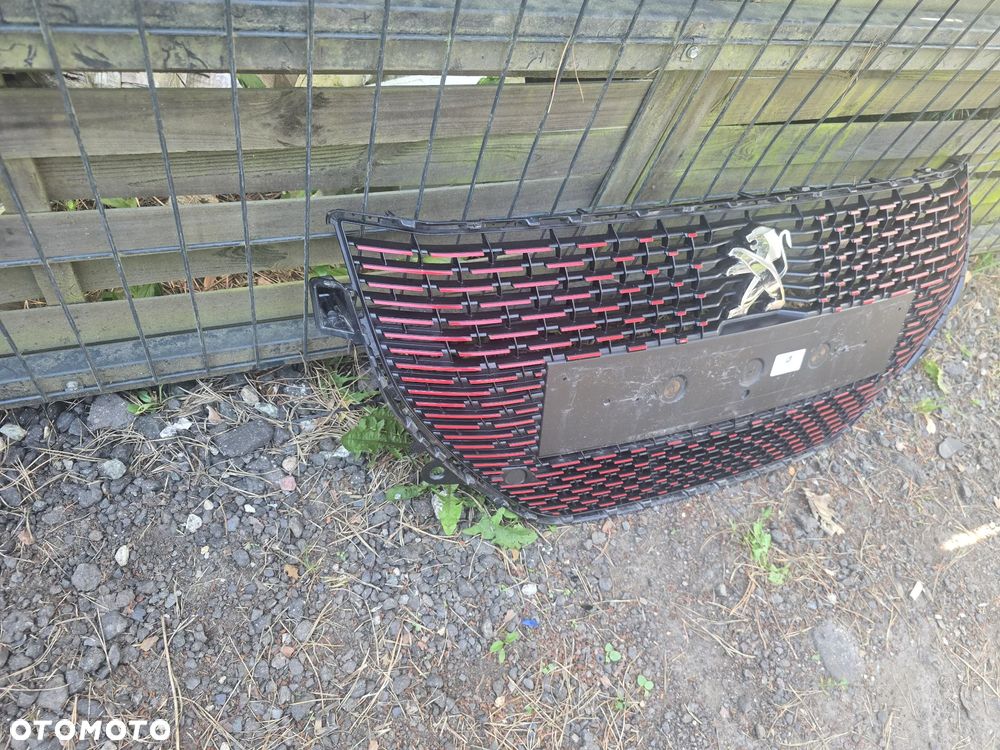 Peugeot 208 II gt line grill atrapa oryginał - 2
