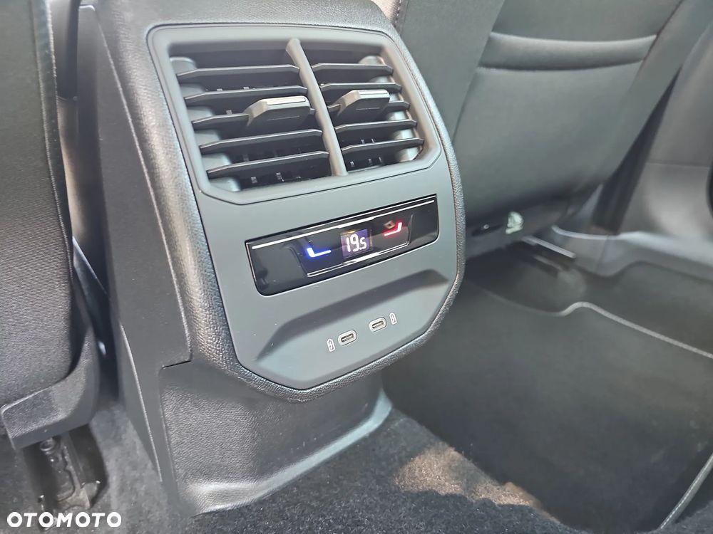 Seat Leon 1.5 eTSI Full LED DSG - 22