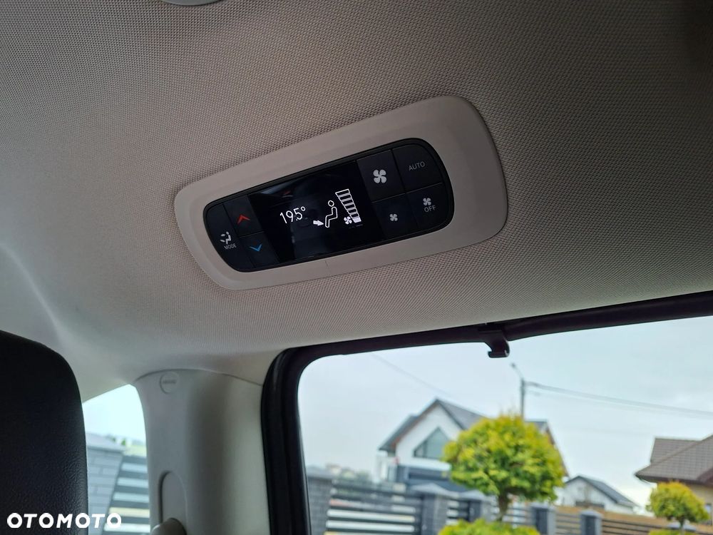 Chrysler Pacifica - 18