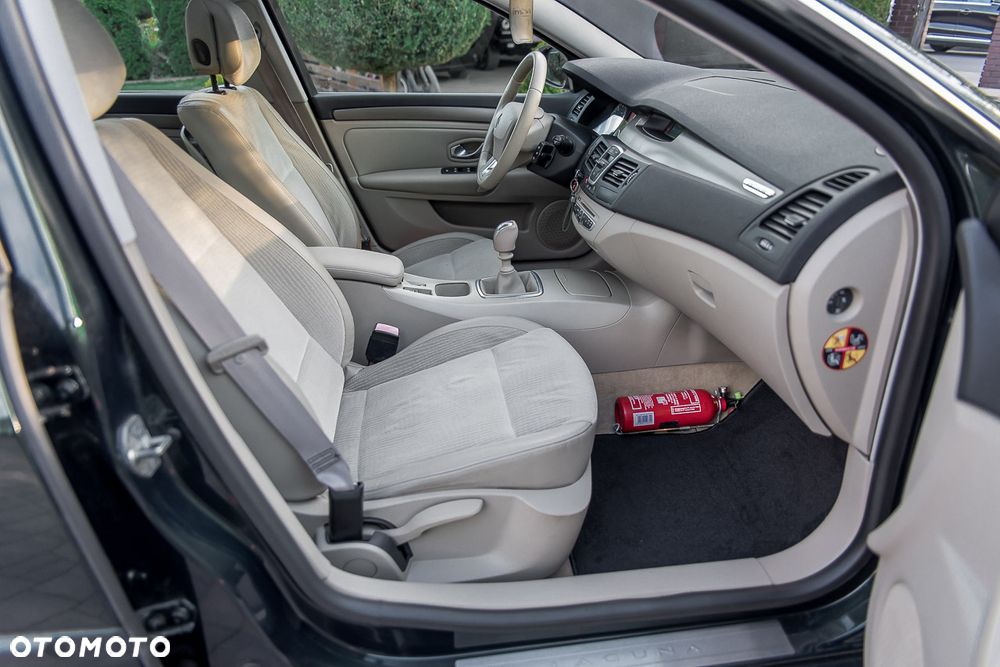 Renault Laguna 2.0 Privilege - 28