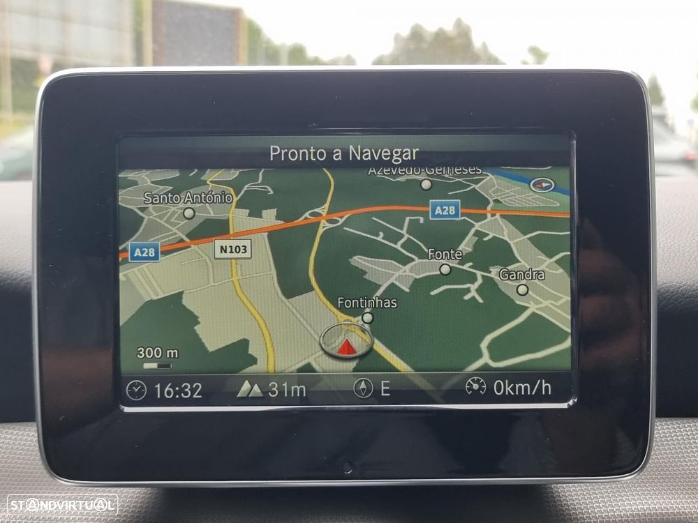 Mercedes-Benz CLA 180 d Urban Aut. - 32