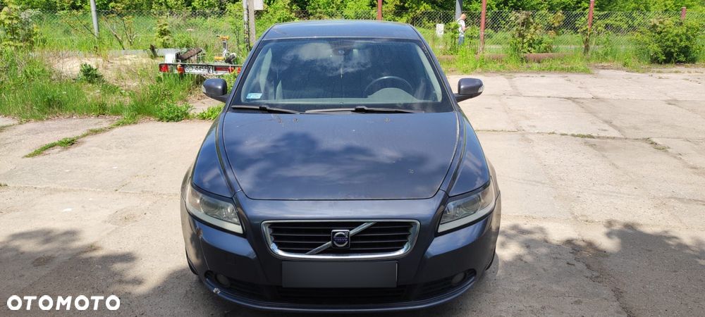 Volvo S40 2.0D Momentum - 1