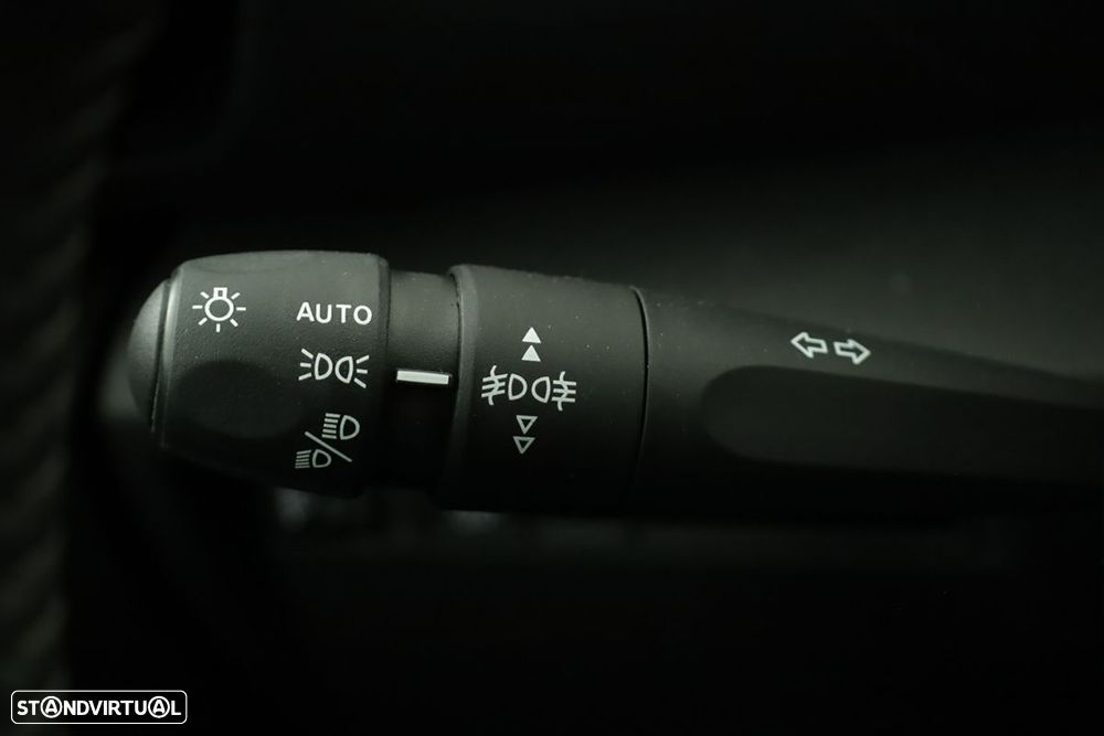 Citroën C4 1.2 PureTech Plus EAT8 - 17