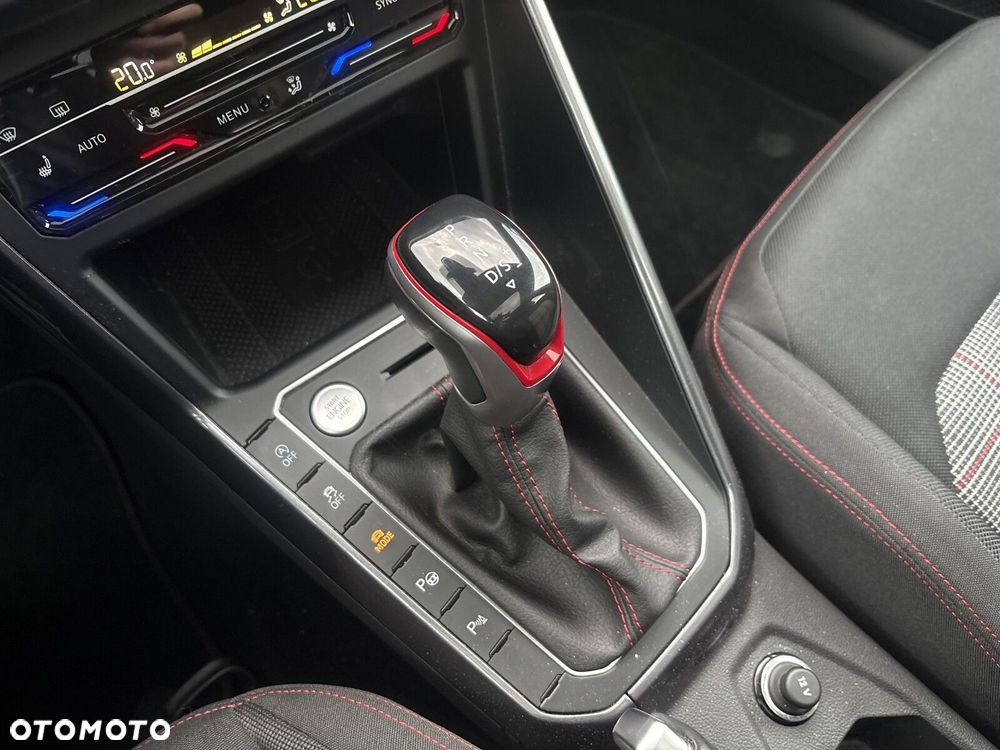 Volkswagen Polo 2.0 TSI GTI DSG - 17