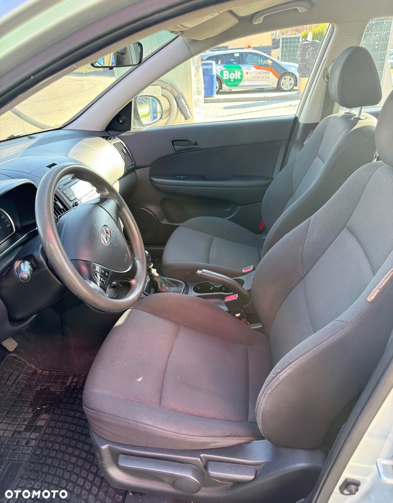 Hyundai i30 1.6 CRDi Base - 13