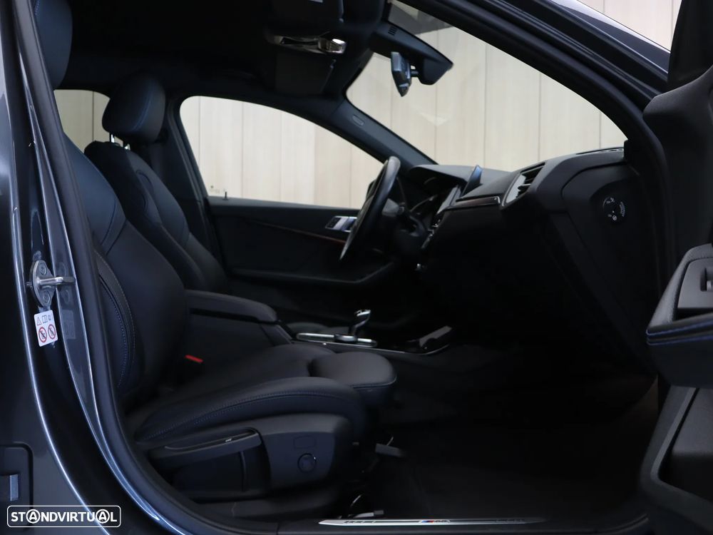 BMW 118 i Aut. M Sport - 18