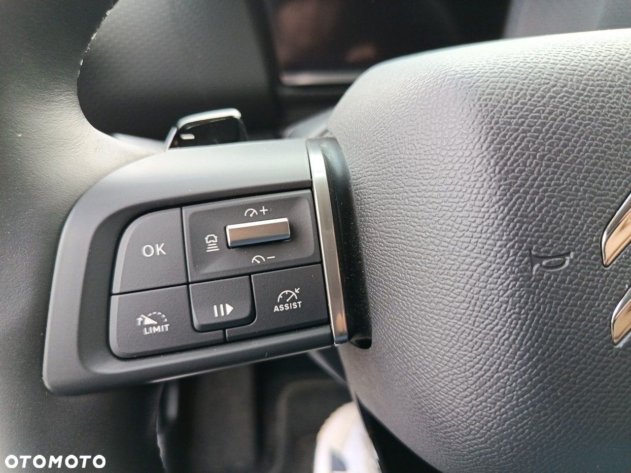 Citroën C4 1.2 PureTech Max S&S EAT8 - 12