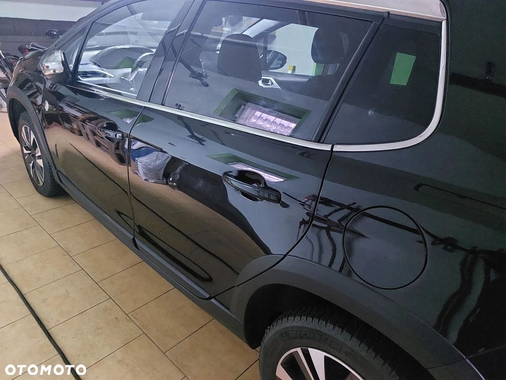 Peugeot 2008 1.6 BlueHDi Allure - 5