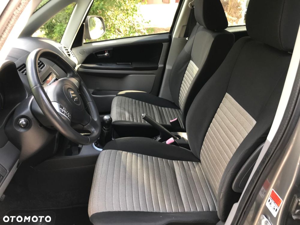 Suzuki SX4 1.6 VVT 4x4 Comfort - 23