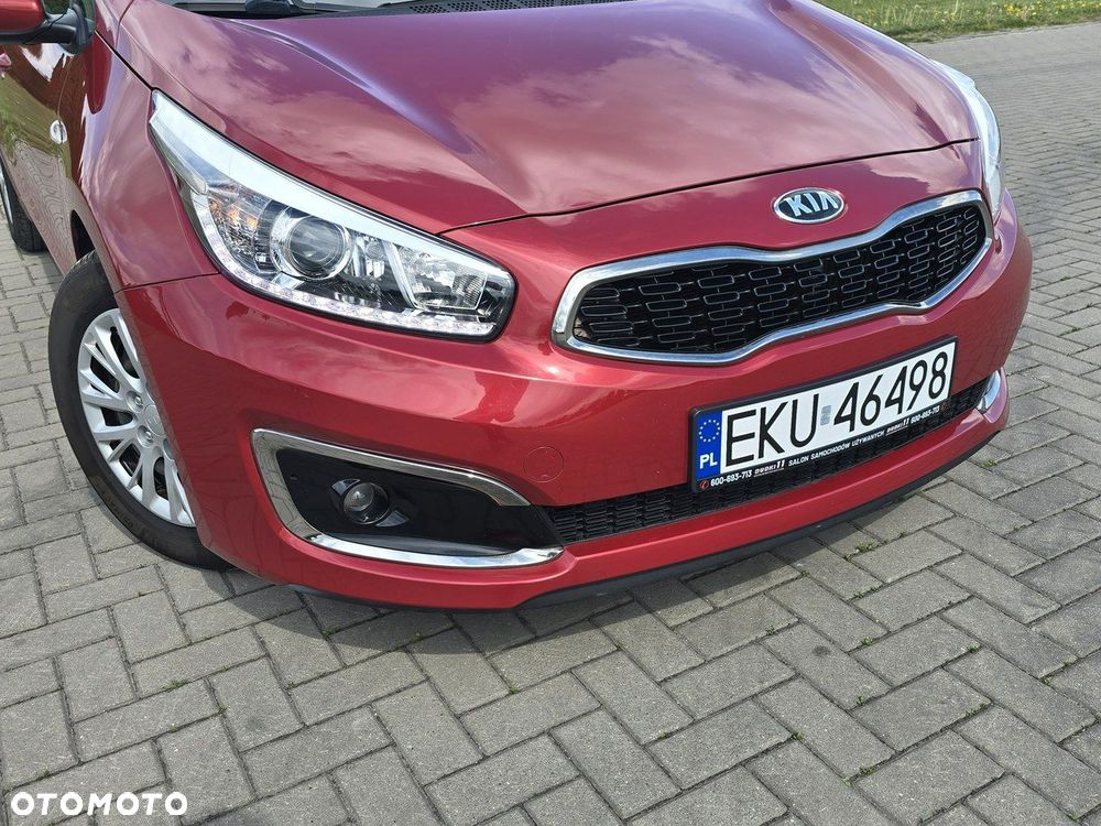 Kia Ceed - 4