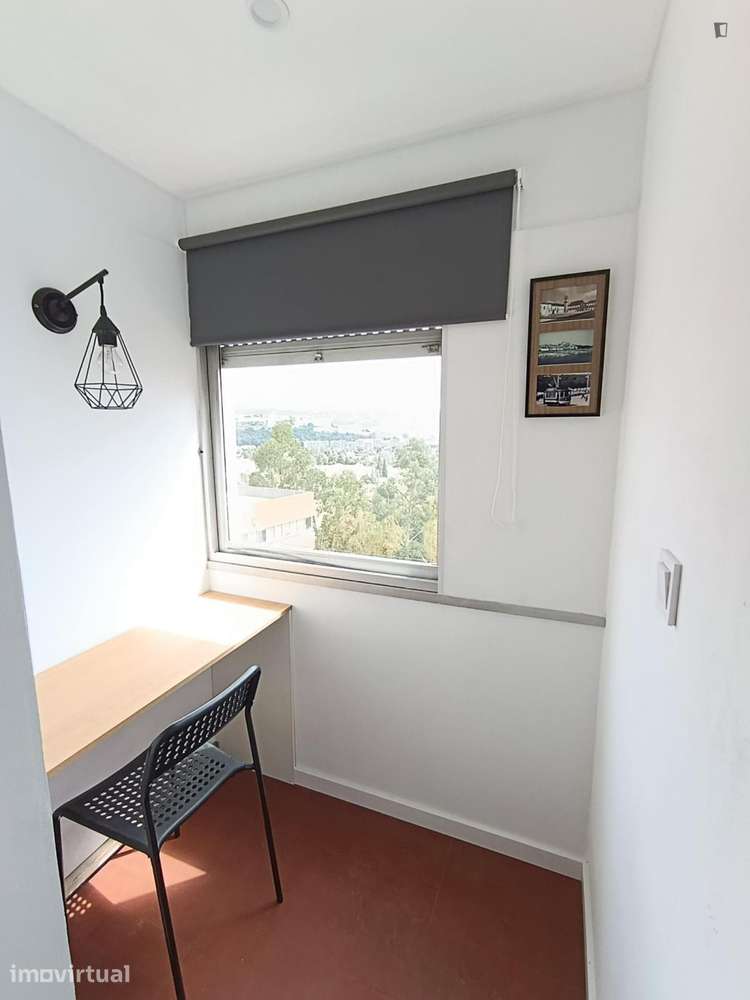 Quarto - localizado em Alta de Santa Clara Coimbra - Grande imagem: 5/14