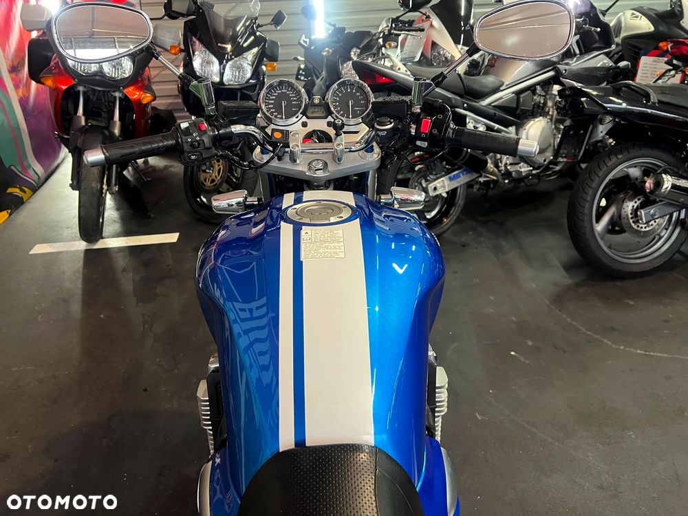 Yamaha XJR - 19