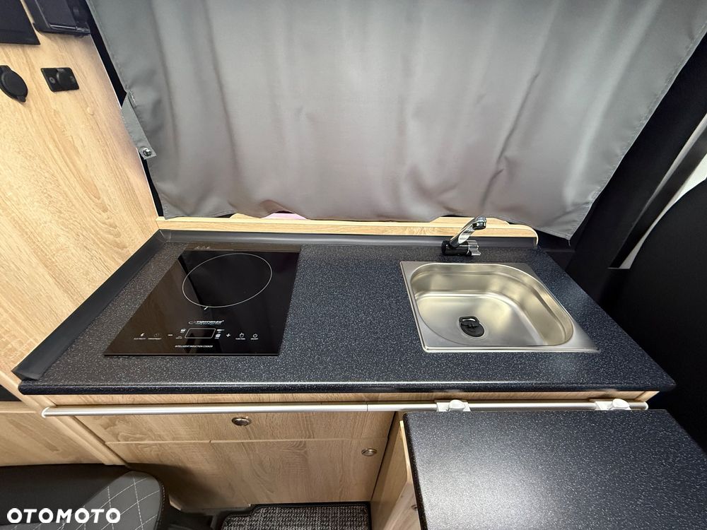 Renault TRAFIC CAMPER VAN - 6