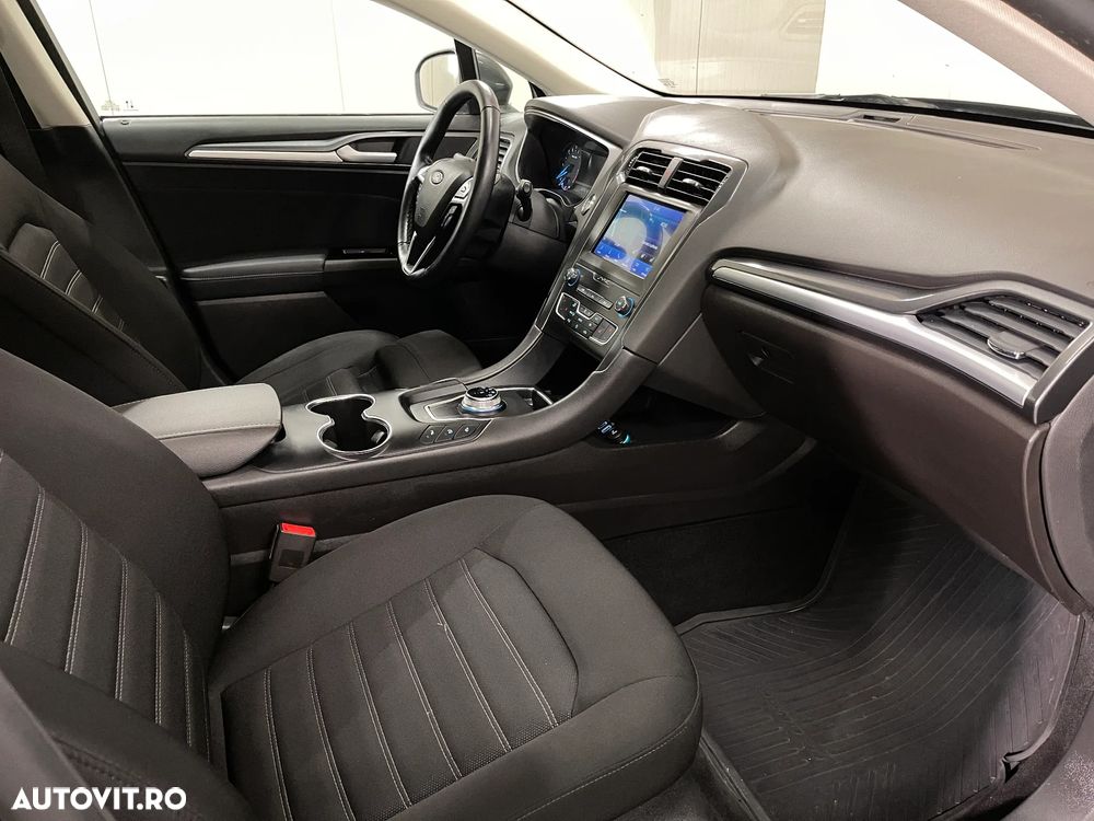 Ford Mondeo 2.0 TDCI Aut. Trend - 11