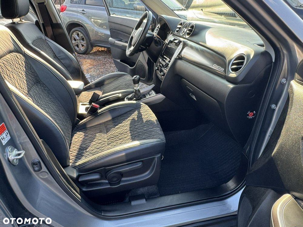 Suzuki Vitara 1.4 Boosterjet mHEV Premium Plus 4WD - 8