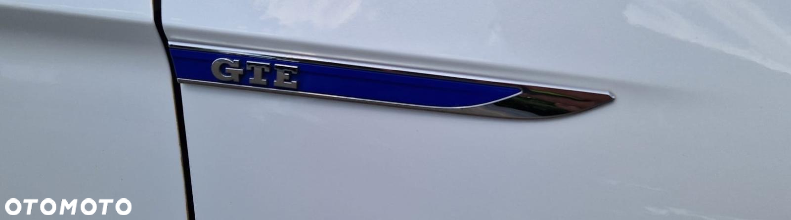 Volkswagen Passat - 14
