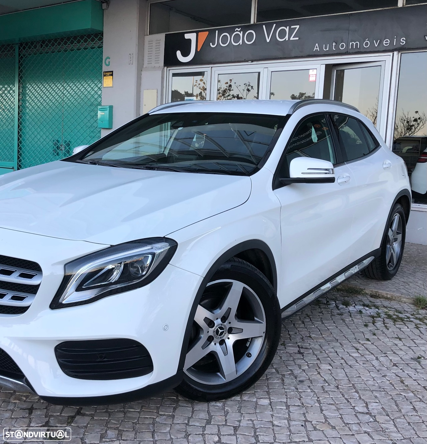 Mercedes-Benz GLA 200 CDi AMG Line Aut. - 2